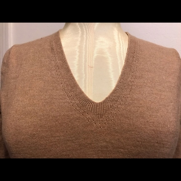 Ann Taylor merino wool sweater - Picture 3 of 6